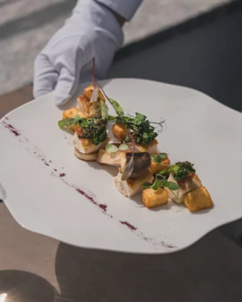 Kulinarische Entdeckungen in den Restaurants von Meran machen