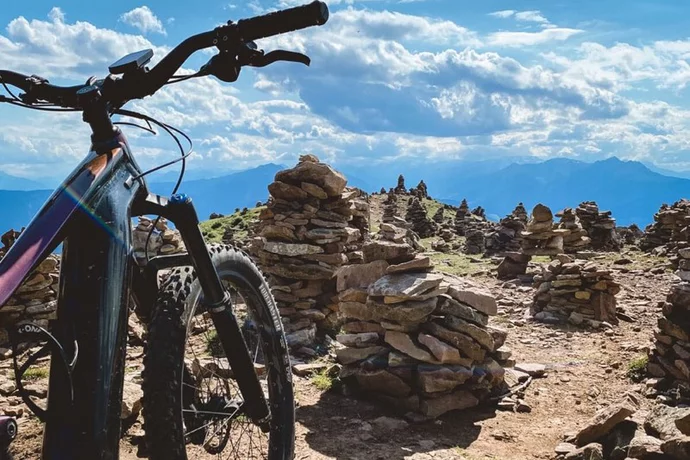 E-Bike Tour zu den stoanernen Mandln ab Meran 