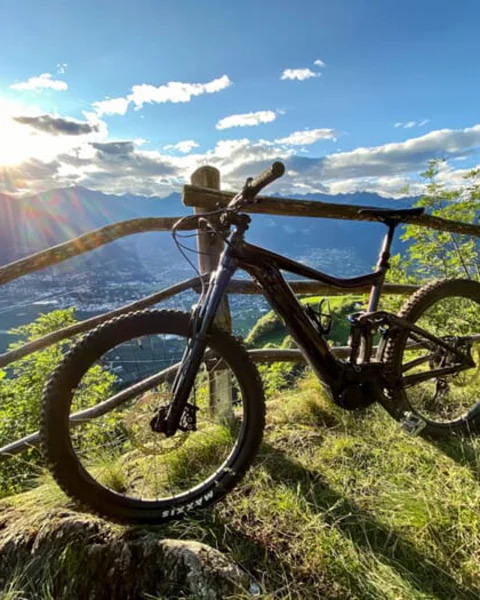 Eine E-Bike Tour unternehmen