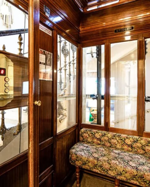 aufzug hotel adria meran 2