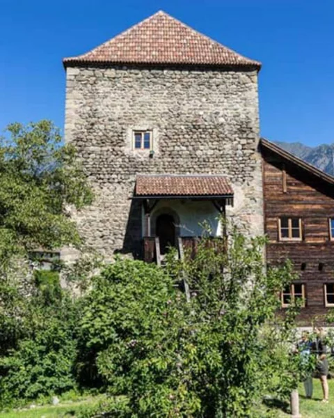 Schloss Zenoburg